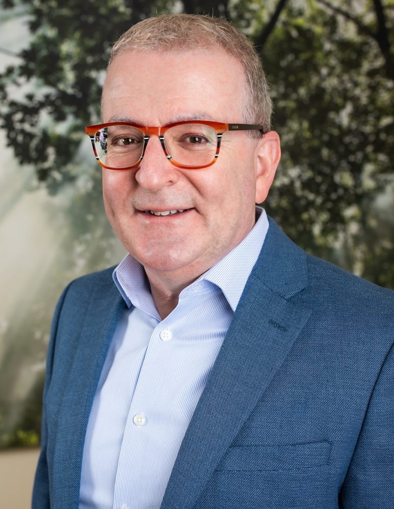 Wayne Leslie headshot